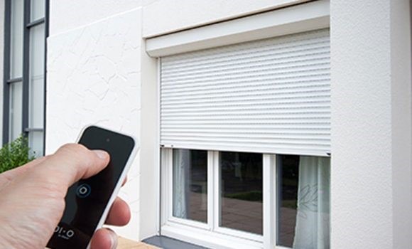 Quel est le meilleur système de motorisation des volets roulants ?
